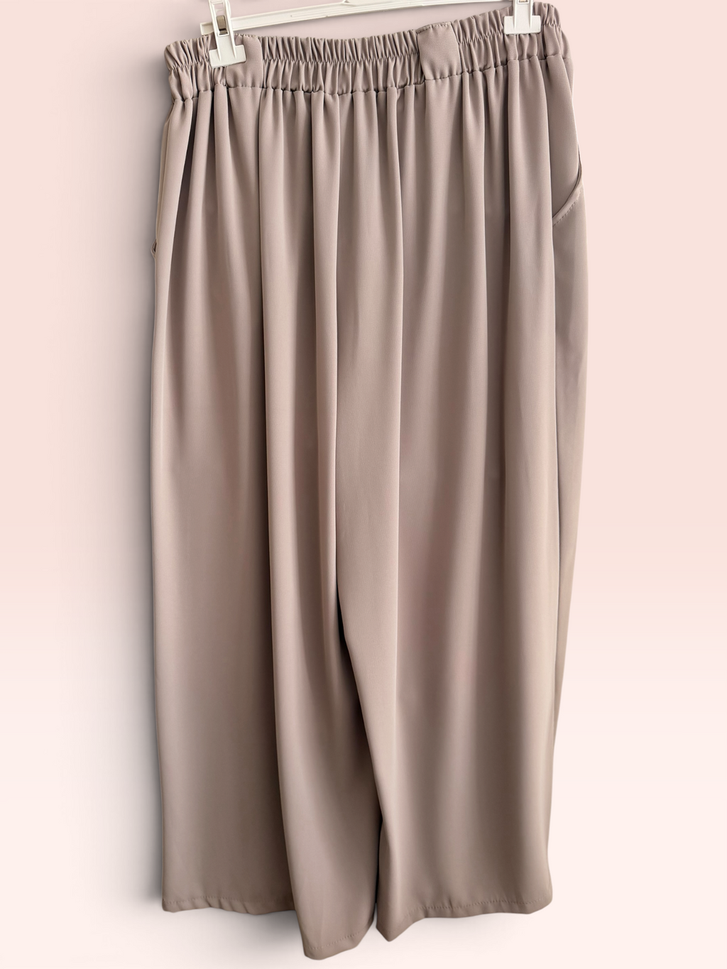 Ensemble Veste Zippée et Pantalon Fluide Taupe- Taille Unique Grande Taille (44/50)